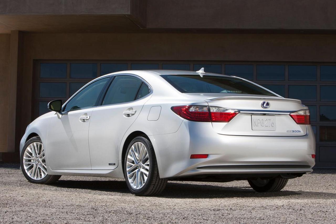 Lexus es xv60